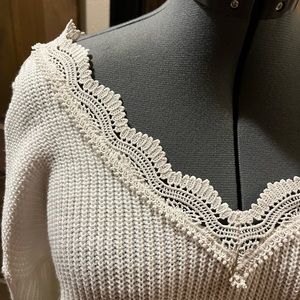 LAST CHANCE! Cute off shoulder sweater L